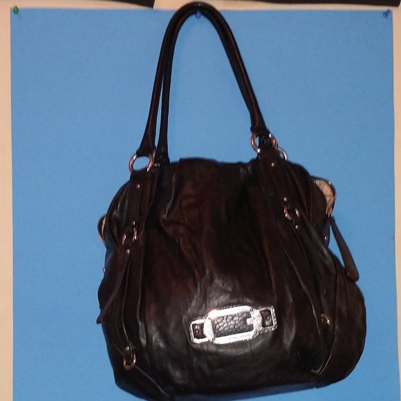 Guess Handbags - Picture 2 of 4